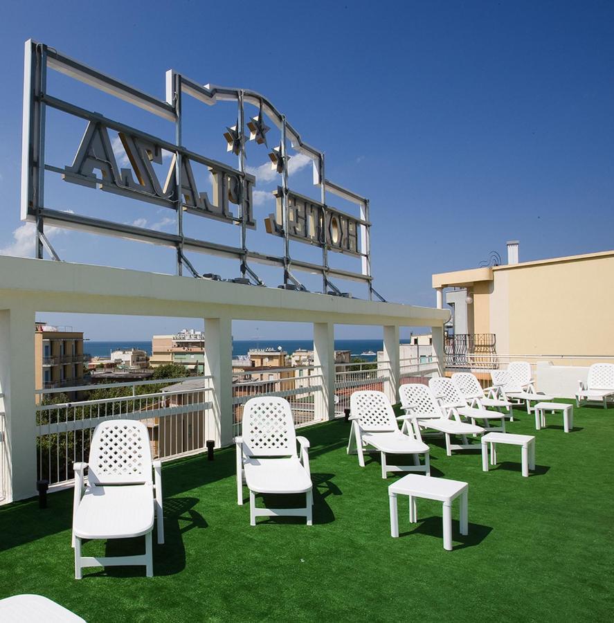 Hotel Plaza Gabicce Mare Bagian luar foto