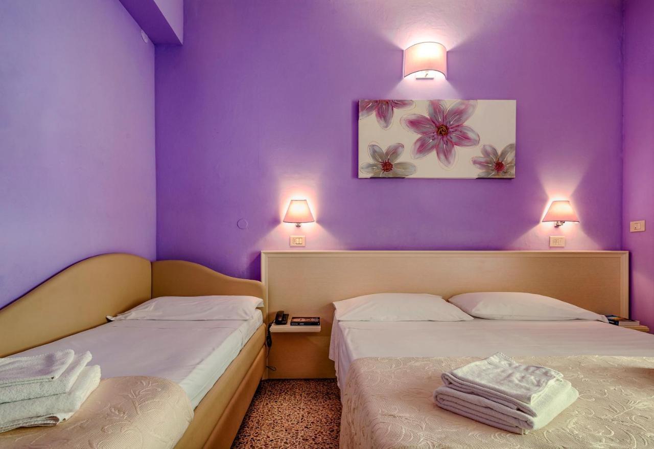 Hotel Plaza Gabicce Mare Bagian luar foto
